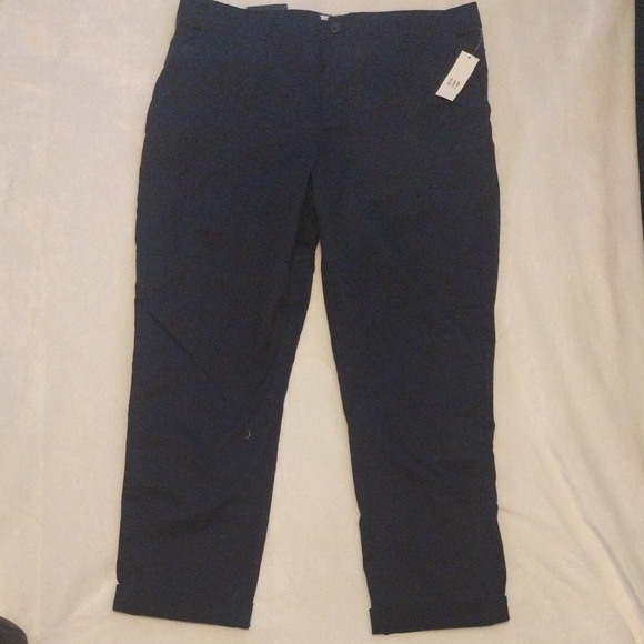 GAP Pants - GAP Girlfriend Chino Mid Rise Stretch Women's Navy Cropped Pants